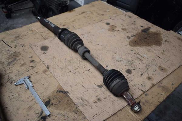 CARDAN DROIT FORD FIESTA 1.25 2008+ - Vue 3